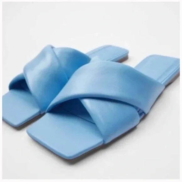 Zara Blue Leather Square Toe Flat Cross Strap Sandals - Picture 2 of 8